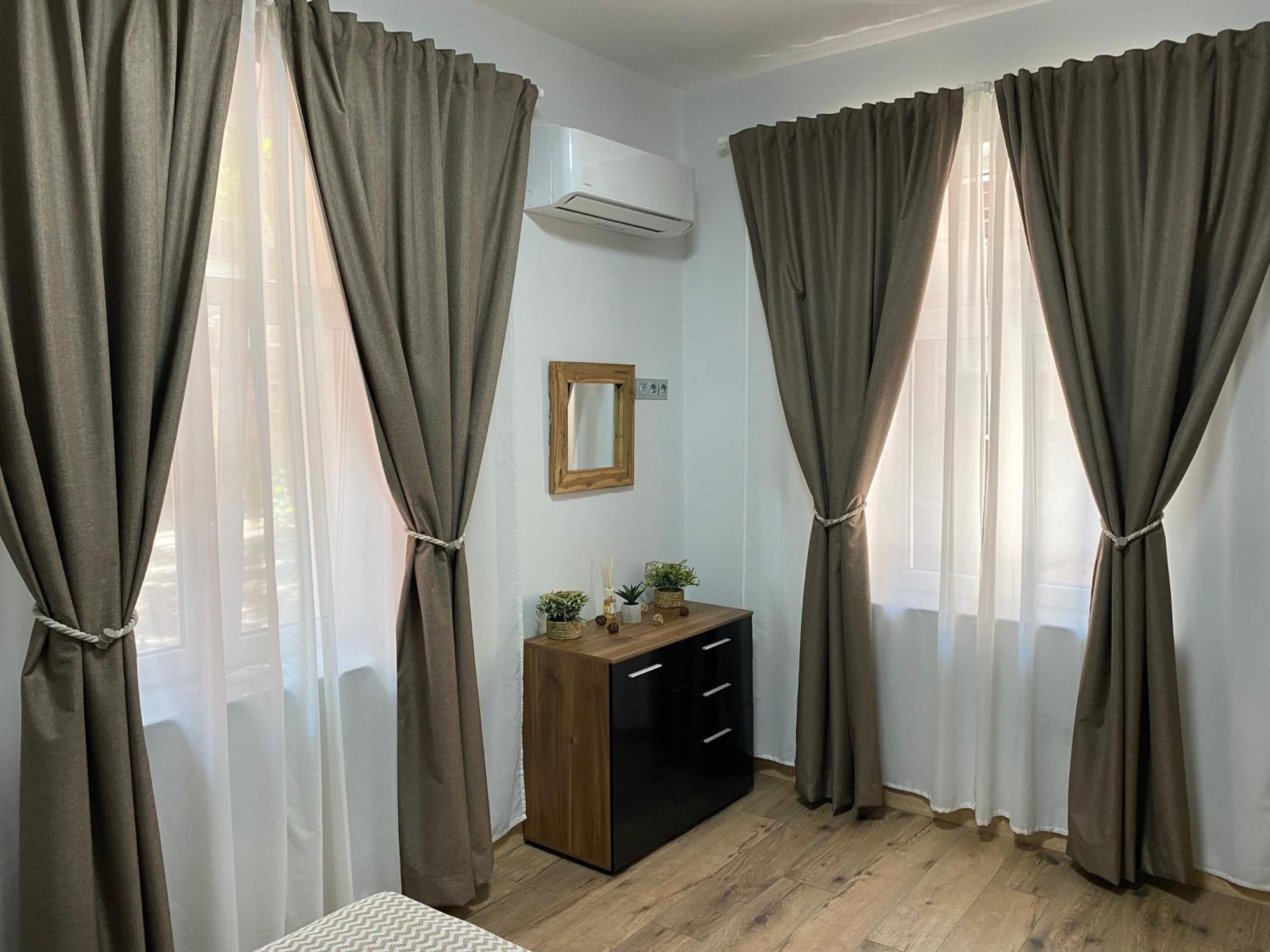 La Luna - High-End 2Bd Flat In The Top Centre By Flat Mаnager Sofia Ngoại thất bức ảnh
